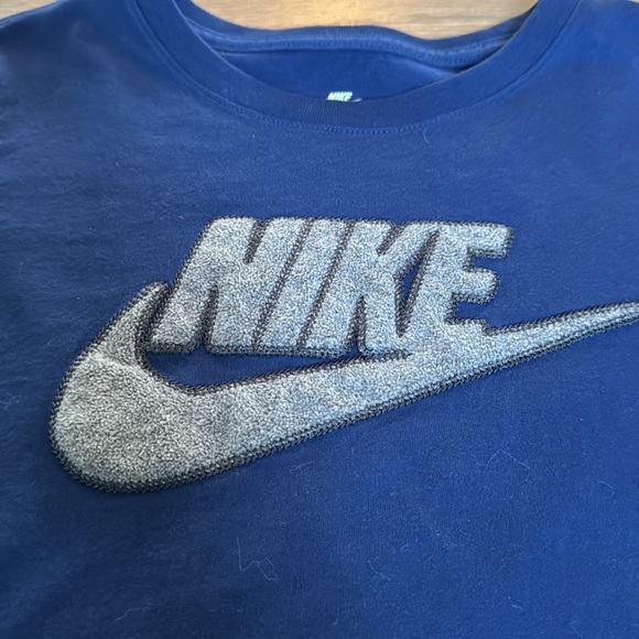 Boys Nike Long sleeve - Picture 2 of 3